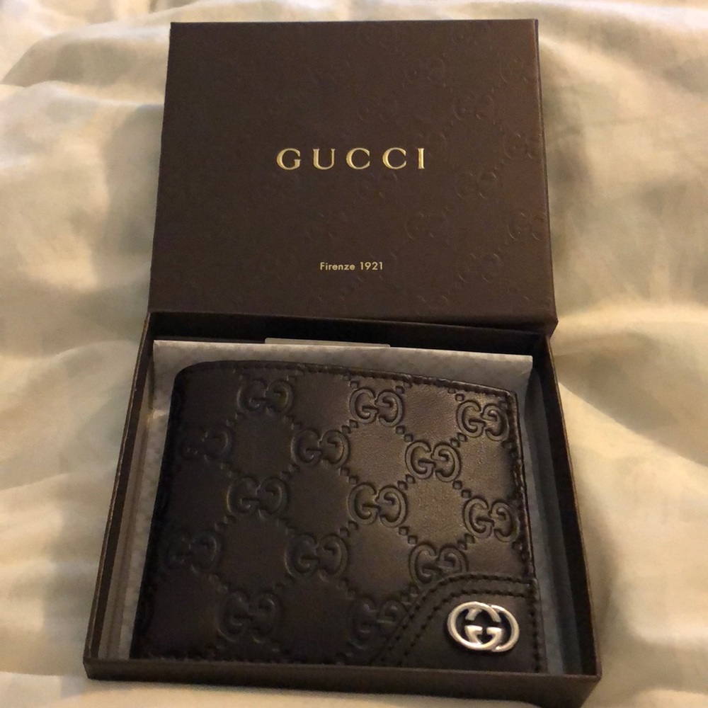 Black Gucci Wallet Firenze 1921